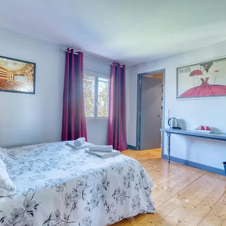 D'hotes La Bonne Mine Oda ve Kahvaltı Le Fraysse