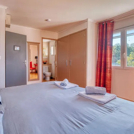 Frühstückspension D'hotes La Bonne Mine 4*